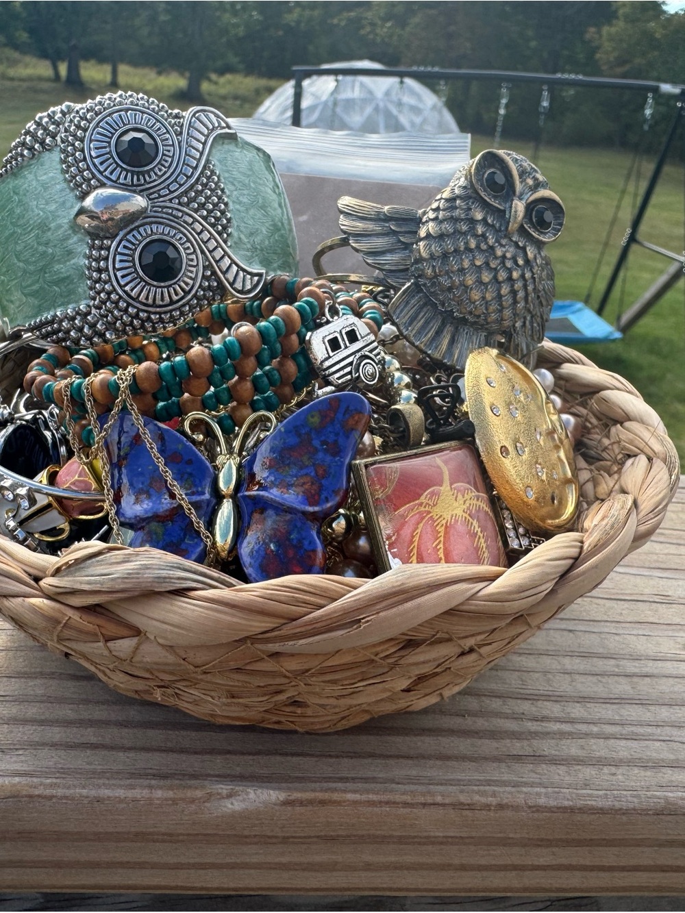 Mystery Jewelry Basket Dish
